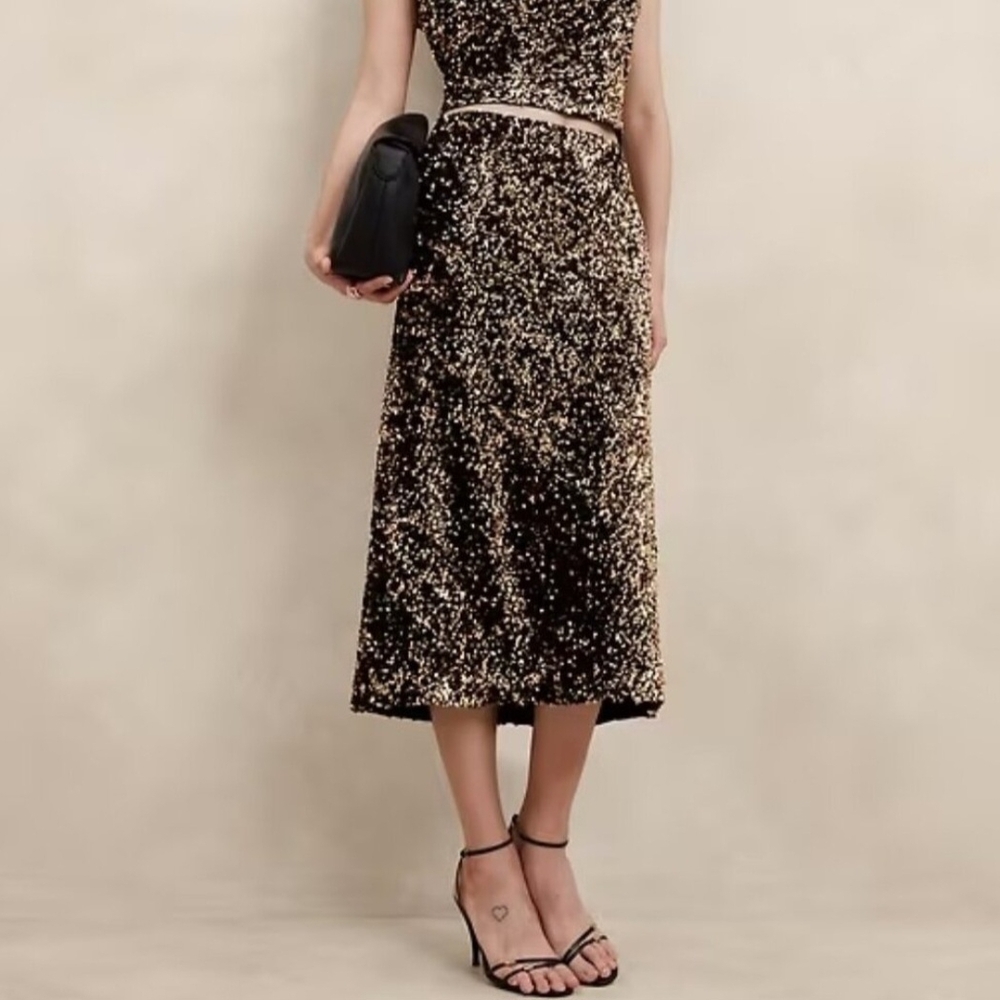 Banana Republic Factory Black and Gold Sequin Midi Skirt